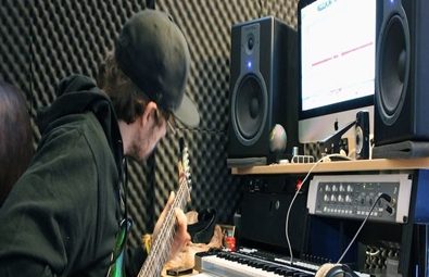 TALLER “GRABA UN DISCO EN TU CASA” Introducción a la grabación en Home Studio