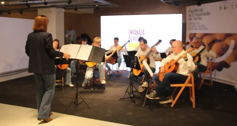 Orquesta guitarras